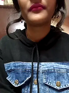 BabySlimmy10 online show from February 2025 08:47:01 PM