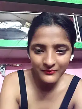 BabySlimmy10 online show from April 2026 06:42:02 PM