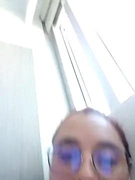 Snapshot of CURVY-HORNY chatting on September 2025 09:29:02 PM CURVY-HORNY online show from September 2025 09:29:02 PM