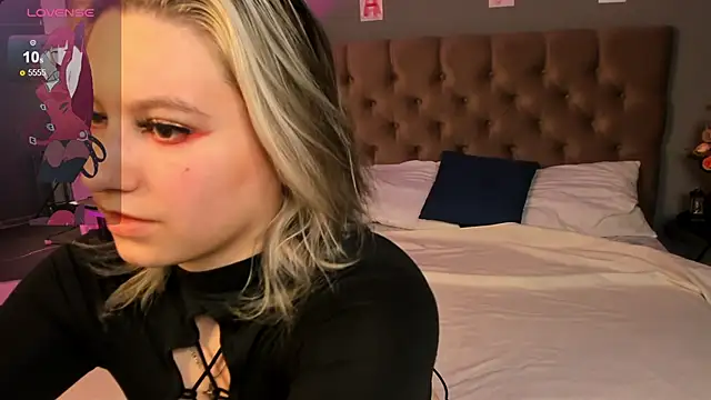 Snapshot of Bonni_Meiz chatting on January 2025 09:49:02 AM Bonni Meiz online show from January 2025 09:49:02 AM