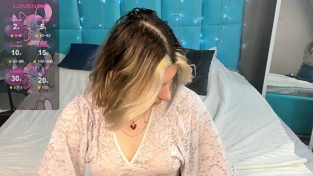 Snapshot of Bonni_Meiz chatting on February 2025 02:02:01 PM Bonni Meiz online show from February 2025 02:02:01 PM