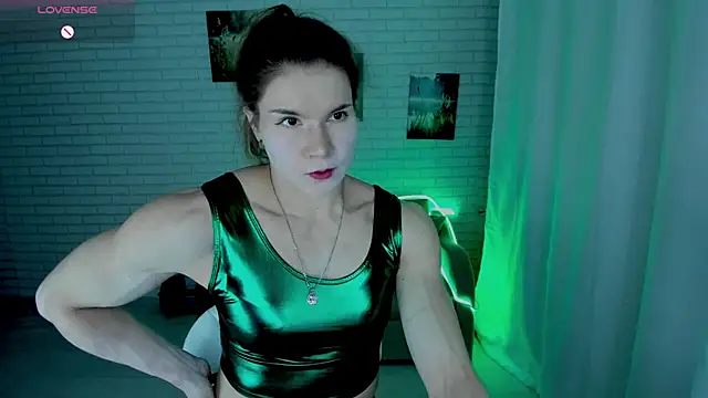 Lisa Ray online show from March 2026 02:17:01 AM