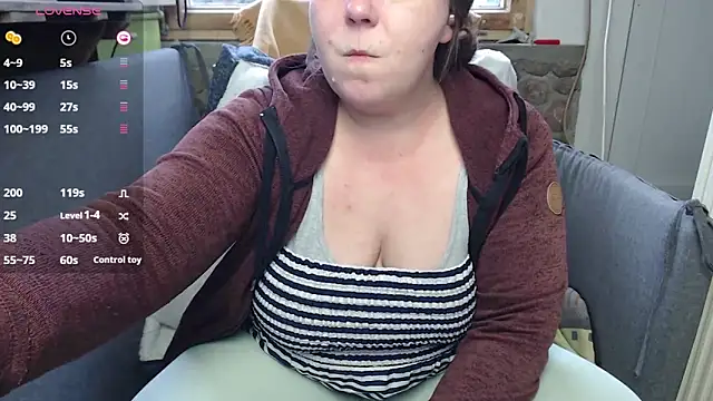 Snapshot of KasiaPrivat chatting on January 2025 09:35:01 AM KasiaPrivat online show from January 2025 09:35:01 AM