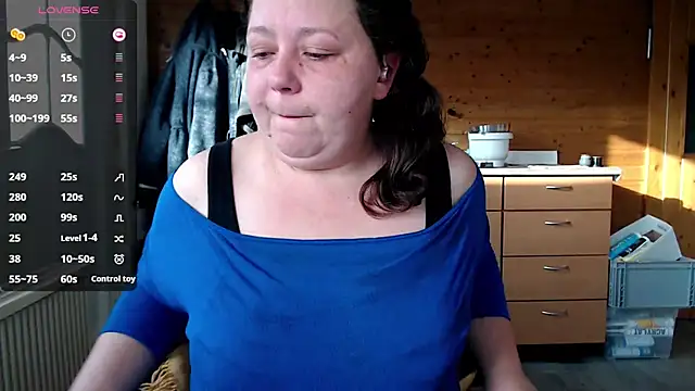 Snapshot of KasiaPrivat chatting on February 2025 08:07:01 AM KasiaPrivat online show from February 2025 08:07:01 AM