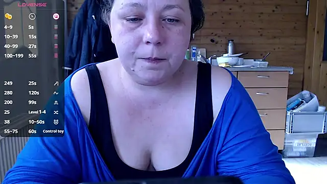 Snapshot of KasiaPrivat chatting on February 2025 10:37:02 AM KasiaPrivat online show from February 2025 10:37:02 AM