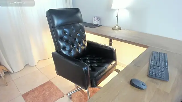 Pamela Johnsonn online show from January 2026 07:39:01 PM