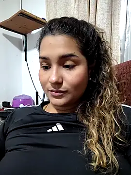 BrendaGirs online show from November 2025 02:23:02 AM