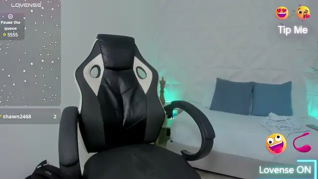 stephanya  online show from February 2025 06:26:02 AM