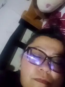 Snapshot of Darly_Gomez chatting on December 2024 01:29:02 AM Darly Gomez online show from December 2024 01:29:02 AM