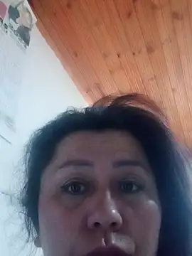 Snapshot of Darly_Gomez chatting on January 2025 12:05:02 PM Darly Gomez online show from January 2025 12:05:02 PM