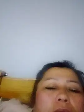 Snapshot of Darly_Gomez chatting on February 2025 08:30:01 PM Darly Gomez online show from February 2025 08:30:01 PM