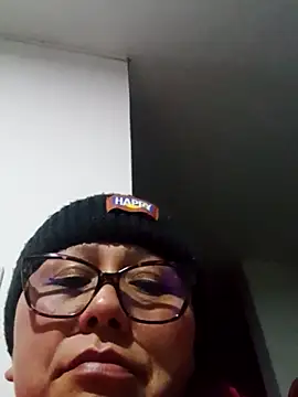 Snapshot of Darly_Gomez chatting on February 2025 04:32:02 AM Darly Gomez online show from February 2025 04:32:02 AM