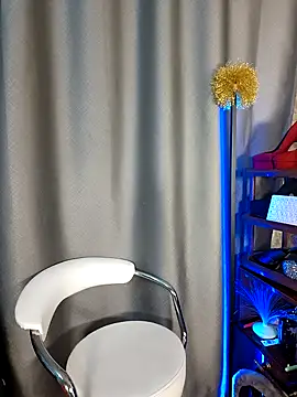 Milforja online show from November 2025 05:34:02 PM