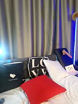 Milforja online show from April 2026 04:52:01 AM