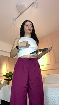 SHARONN     online show from March 2026 04:07:02 AM