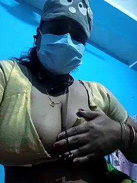 Snapshot of Sexy_Mona_Bhabhi chatting on December 2024 05:54:01 PM Sexy Mona Bhabhi online show from December 2024 05:54:01 PM