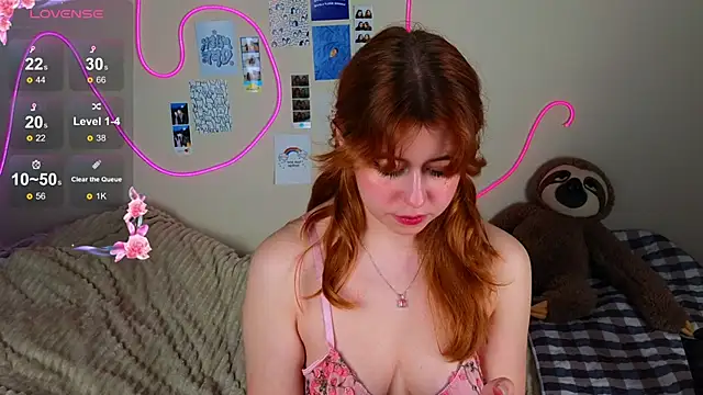 Penny Staaar online show from February 2025 06:31:01 PM