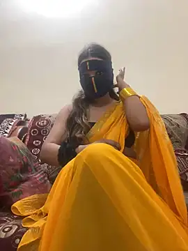 HoneyBearCpl online show from January 2025 04:02:02 PM