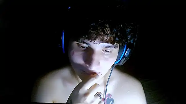 Charley quin online show from April 2026 12:22:02 AM