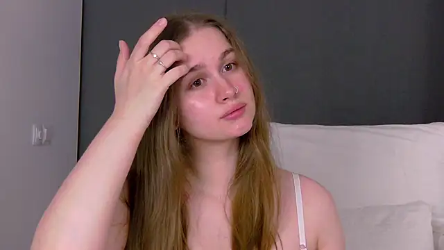 EllieHayes online show from June 2026 05:27:01 AM