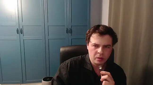 Snapshot of CuteMan33 chatting on January 2025 03:41:01 AM CuteMan33 online show from January 2025 03:41:01 AM