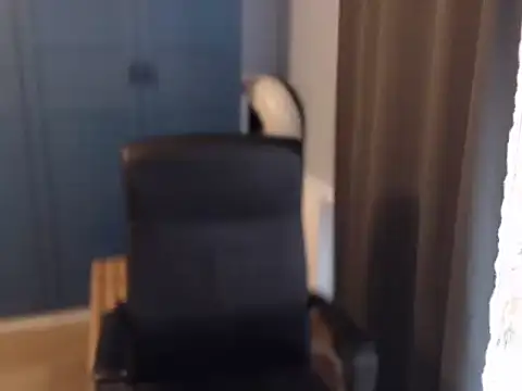 Snapshot of CuteMan33 chatting on November 2025 01:46:01 PM CuteMan33 online show from November 2025 01:46:01 PM