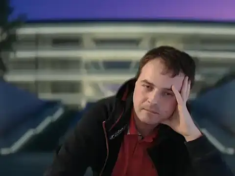 Snapshot of CuteMan33 chatting on November 2025 06:05:01 AM CuteMan33 online show from November 2025 06:05:01 AM