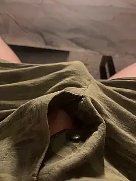 Snapshot of EhemannTotti chatting on September 2025 09:59:02 PM EhemannTotti online show from September 2025 09:59:02 PM