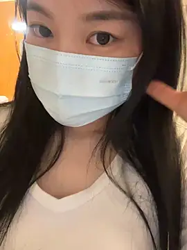 Snapshot of lululu-sweet chatting on December 2024 04:52:01 PM lululu-sweet online show from December 2024 04:52:01 PM