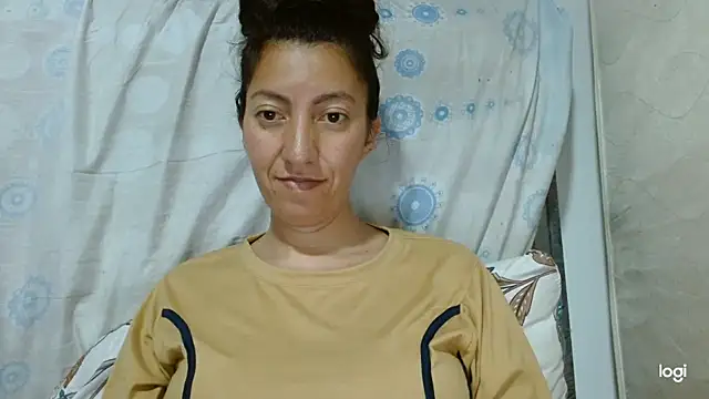 kaybabyhot online show from October 2025 03:35:01 AM