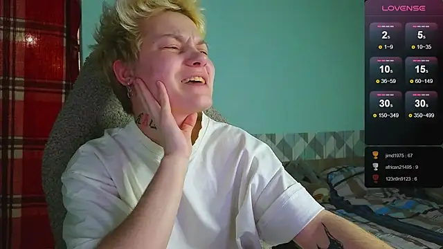 esajukyy online show from December 2024 05:58:02 PM