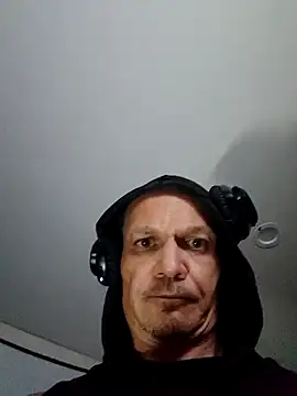 Snapshot of neopolitanSHAFT chatting on December 2025 01:49:02 PM neopolitanSHAFT online show from December 2025 01:49:02 PM