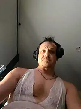 Snapshot of neopolitanSHAFT chatting on February 2026 11:44:02 AM neopolitanSHAFT online show from February 2026 11:44:02 AM