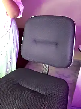 Olivia3 online show from February 2025 12:54:01 PM