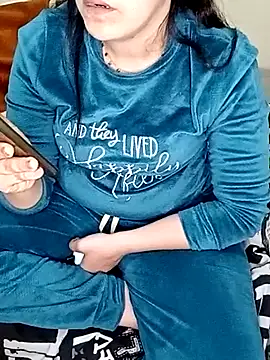 ShadiaStar online show from February 2025 03:03:02 PM