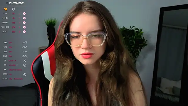 Sonya Glen online show from September 2025 08:30:01 PM