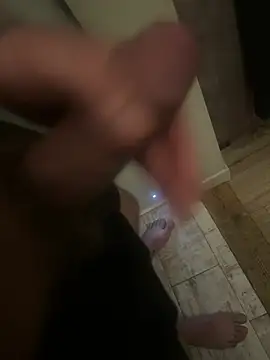 naughtyukcouple online show from February 2026 11:46:01 PM