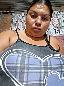 chubby sexy big tits online show from November 2025 01:18:02 AM