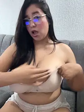 Snapshot of Savinneexotic chatting on June 2026 04:58:02 AM Savinneexotic online show from June 2026 04:58:02 AM