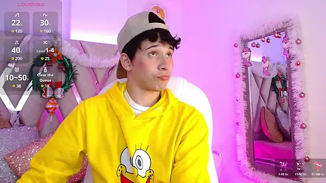 JustinMiller   online show from December 2024 08:23:02 PM