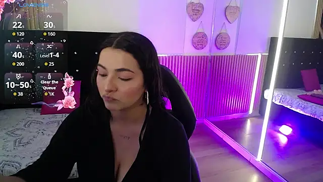 Noah Jhonson online show from September 2025 08:02:01 PM