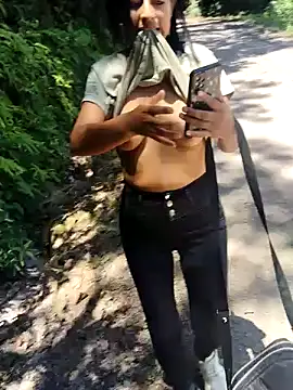 Danna-linyi online show from December 2024 05:48:01 PM