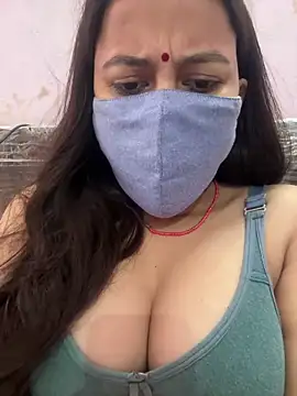 Snapshot of nehas chatting on March 2025 06:07:02 AM nehas online show from March 2025 06:07:02 AM