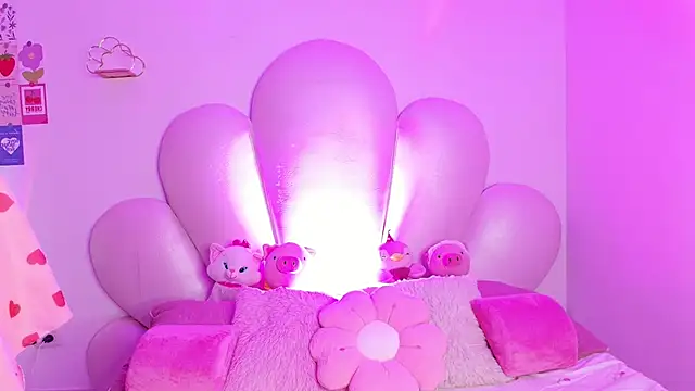 zoewillian online show from September 2025 06:26:02 AM