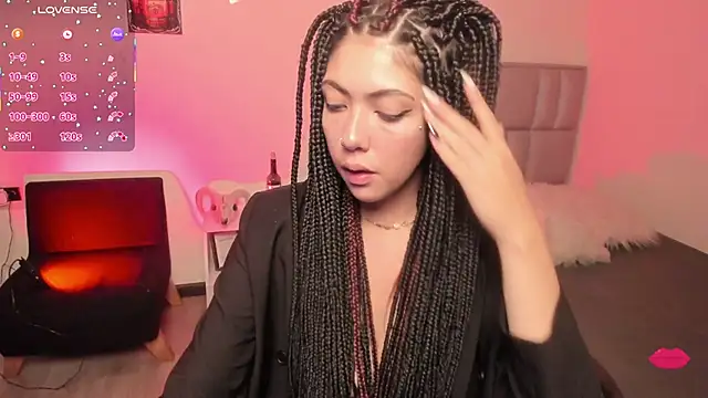 Aurora Hotson online show from September 2025 12:43:02 AM