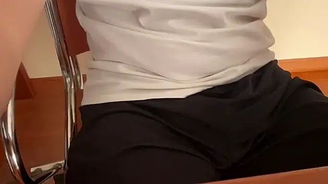 Axeeeeeeeeeeeel online show from October 2025 03:30:02 PM