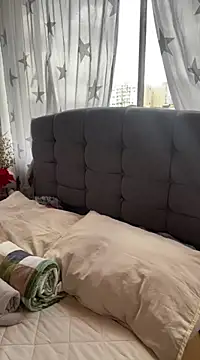 Gabriela-Parker  online show from February 2025 05:18:01 PM