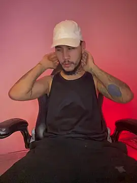 Junihn0 online show from November 2025 09:13:01 PM