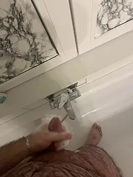 Loco42- online show from February 2025 09:25:02 PM