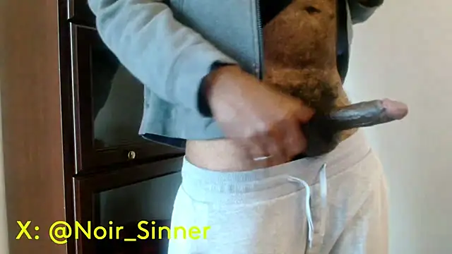 Snapshot of sinnernoir chatting on April 2026 01:26:02 PM sinnernoir online show from April 2026 01:26:02 PM